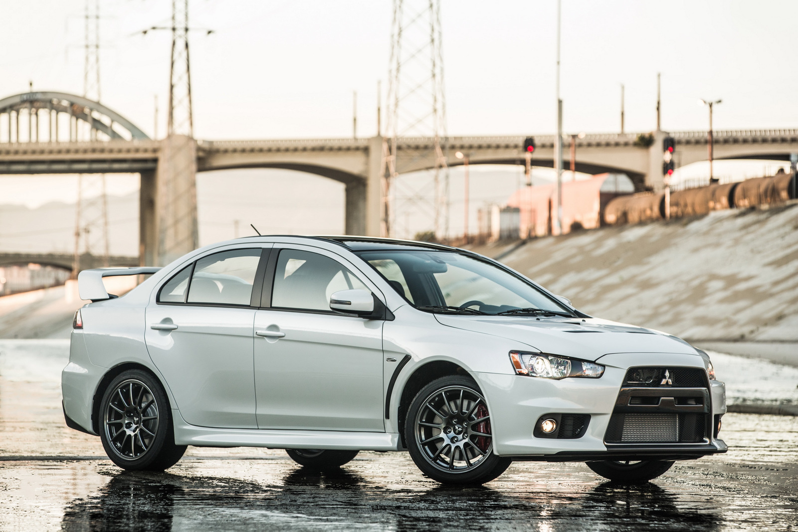 Mitsubishi Evolution Final Edition เก็บตกสั่งลารุ่นสุดท้ายก่อนเปลี่ยนไป